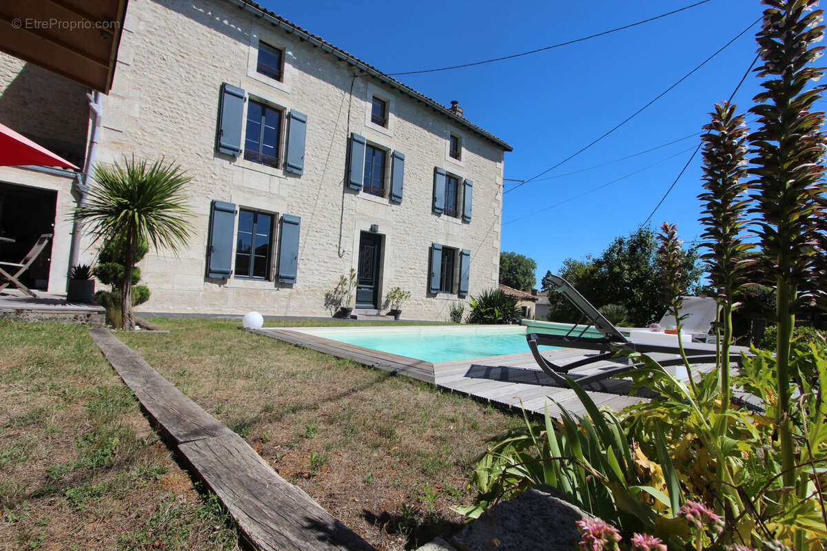 Maison à ECHIRE