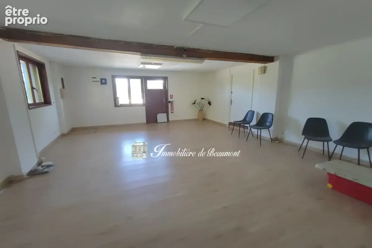 Maison 8 pièces 250 m² à vendre à Thiberville (27230) - photo 4