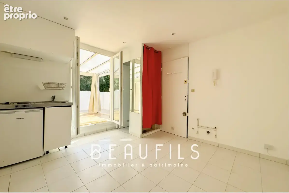 Montpellier. Studio dernier étage avec terrasse & véranda - photo 2