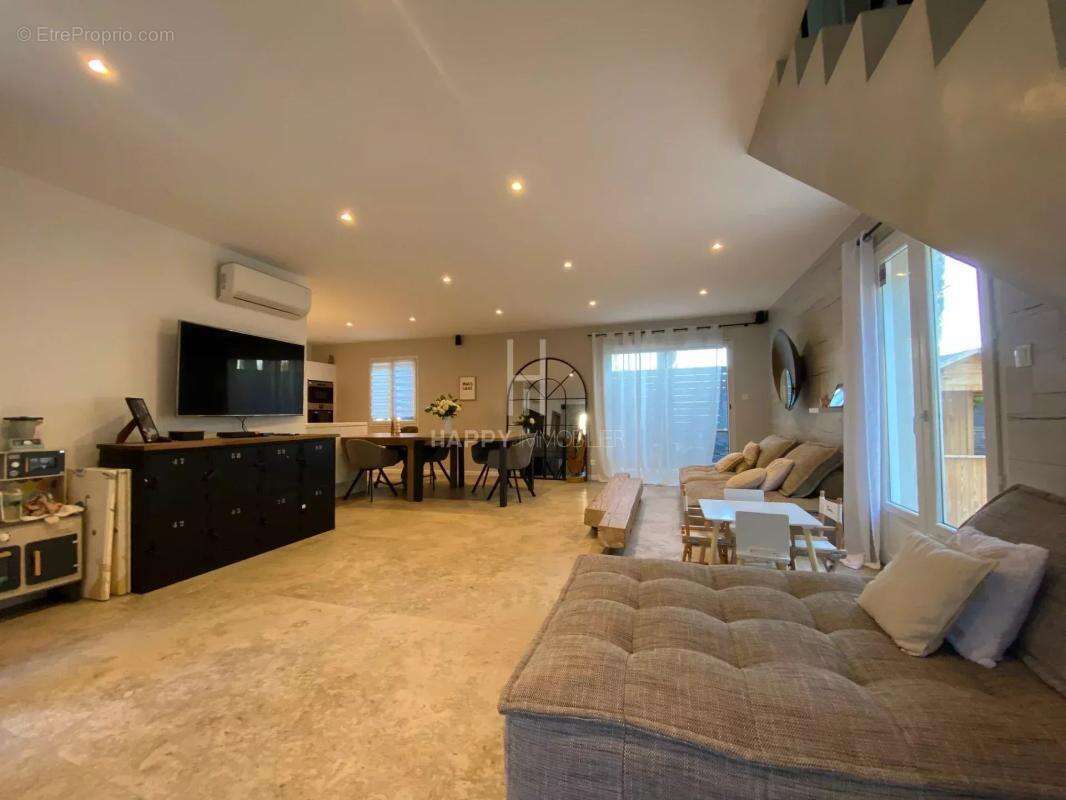 Maison à MAUSSANE-LES-ALPILLES