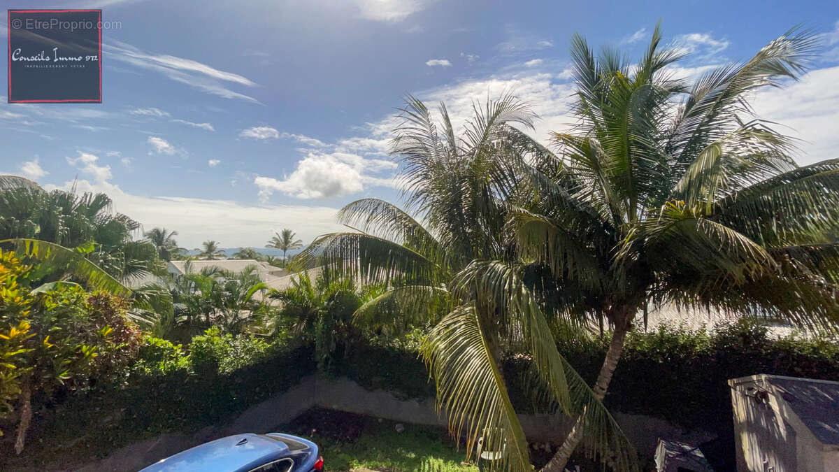 À Vendre : Villa Individuelle F5 (F4+Studio) avec vue mer aux Trois-Ilets (97229) - photo 6