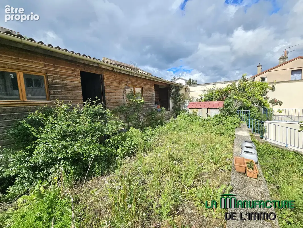 T4 de 122 m2 avec jardin privatif et dependance - photo 5