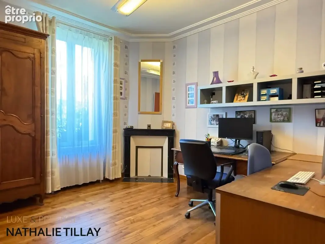 FLEURY LES AUBRAIS, maison familiale à vendre, jardin, garages et stationnements - photo 13