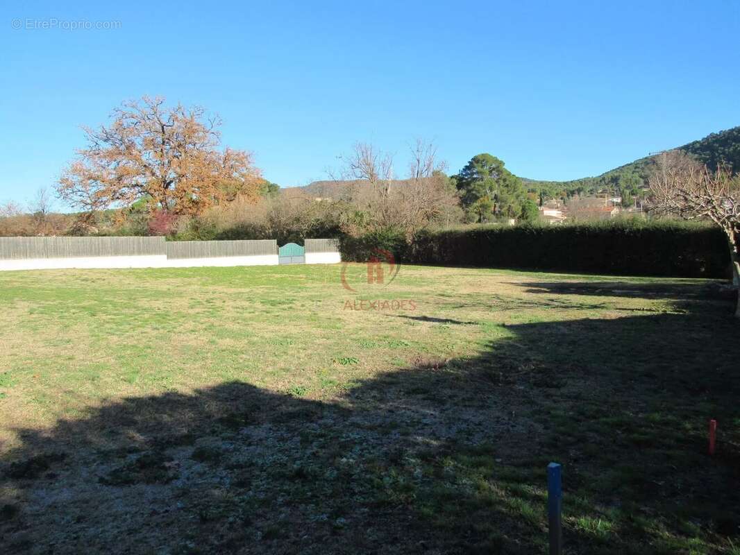 Vente terrain a batir  2376 m2 evenos 335000€ - photo 2