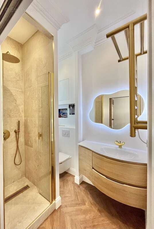 Appartement à BEAUSOLEIL