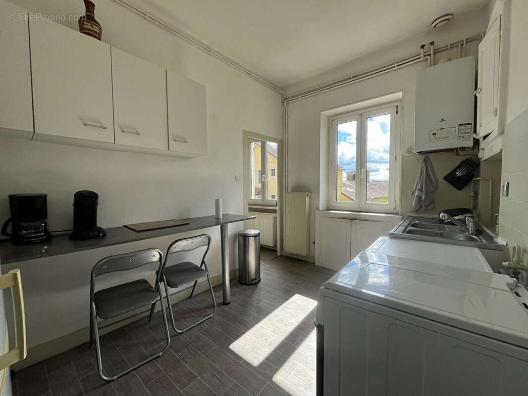 Appartement à ECUISSES