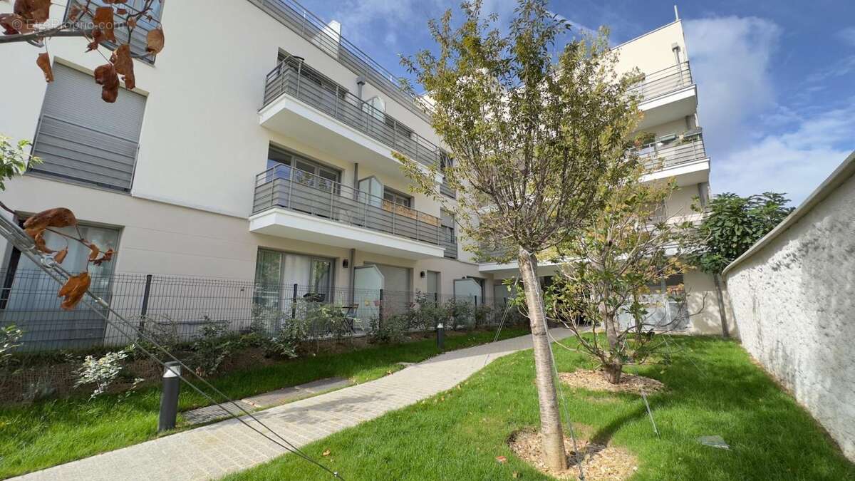Appartement à NEUILLY-PLAISANCE