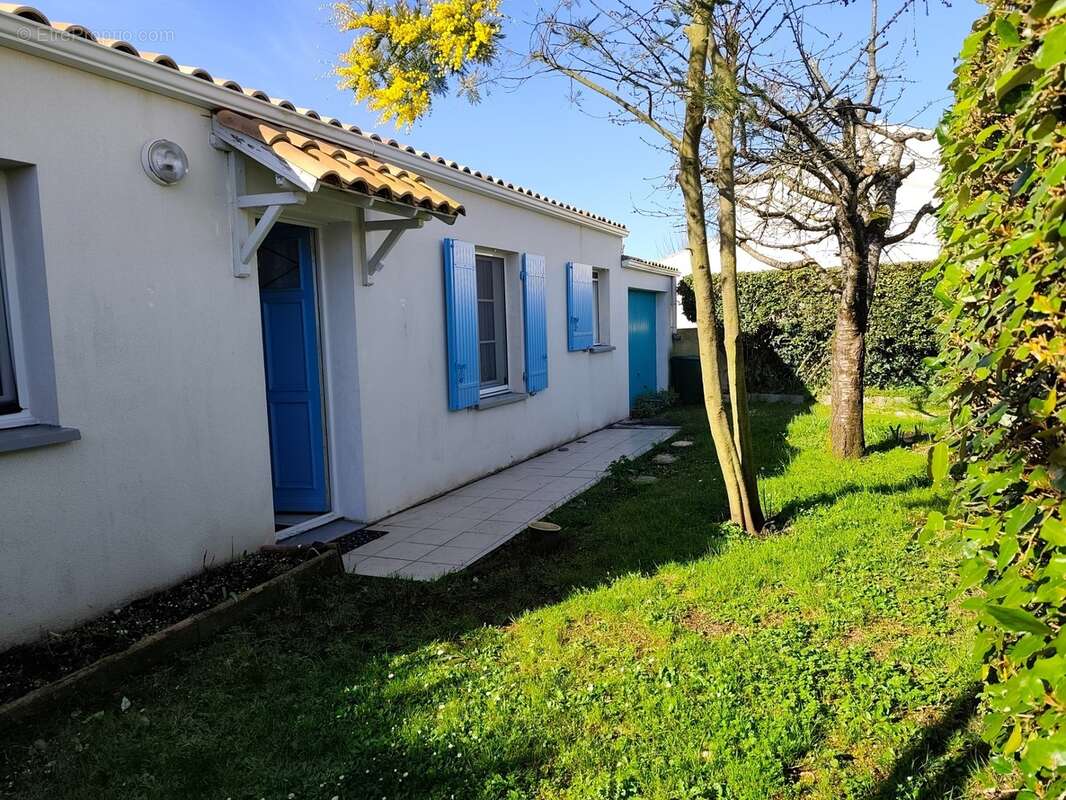 Maison à vendre 3 pièces MARENNES (17) - photo 6