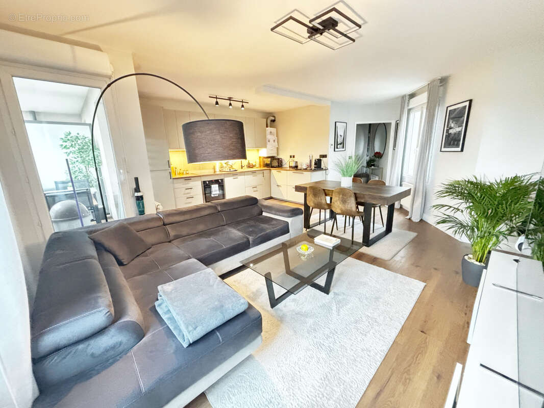 Appartement à SAINT-FONS