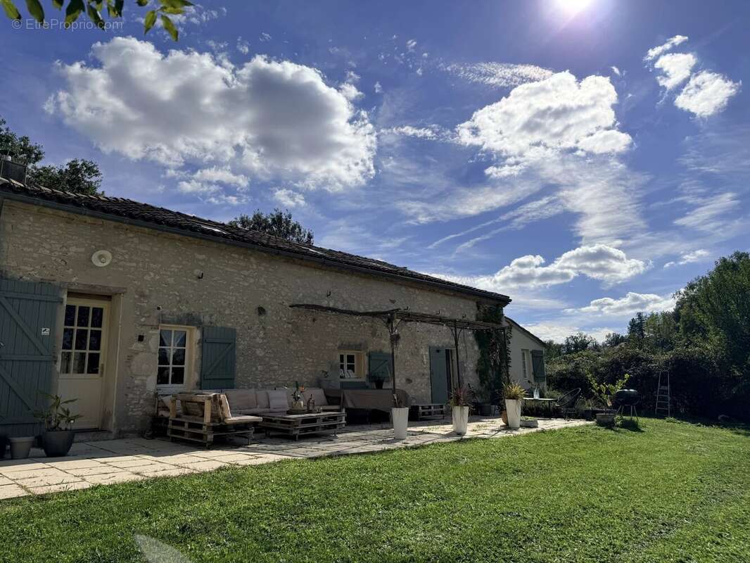 Maison à CASTILLONNES