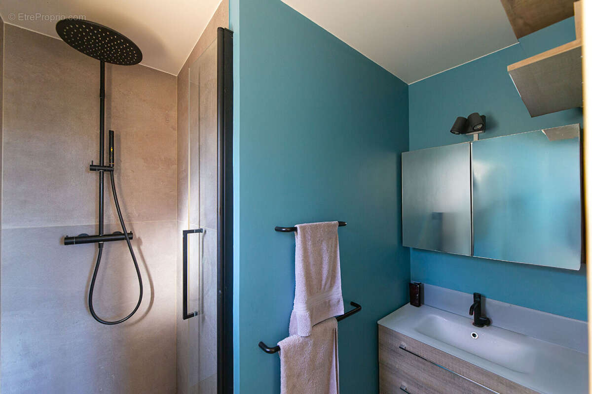 Maison à MANDELIEU-LA-NAPOULE