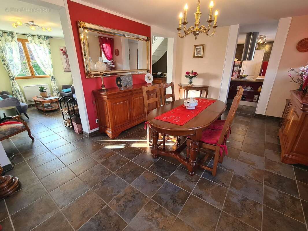 Maison à GRESY-SUR-ISERE