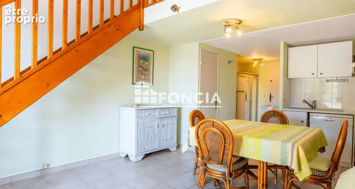 Charmant mazet en duplex sur les hauteurs - vue mer et port - photo 6