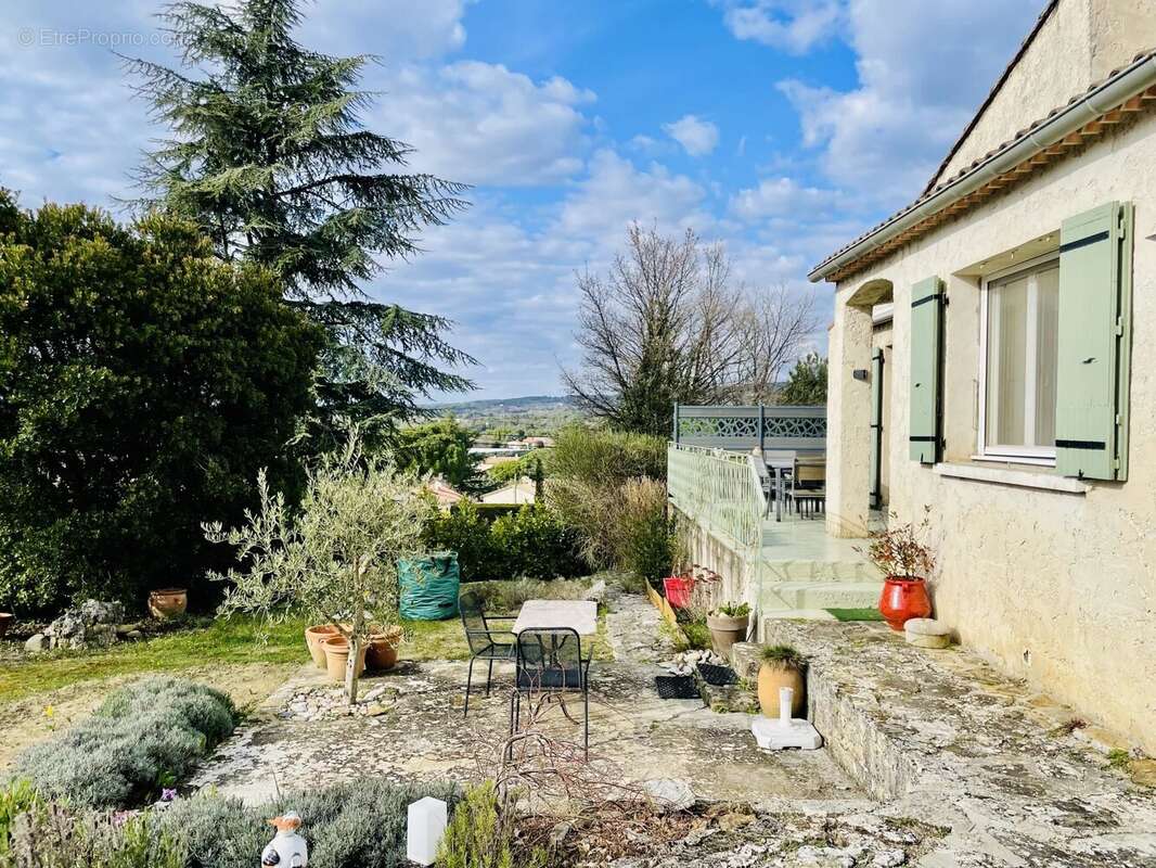 Maison à VAISON-LA-ROMAINE