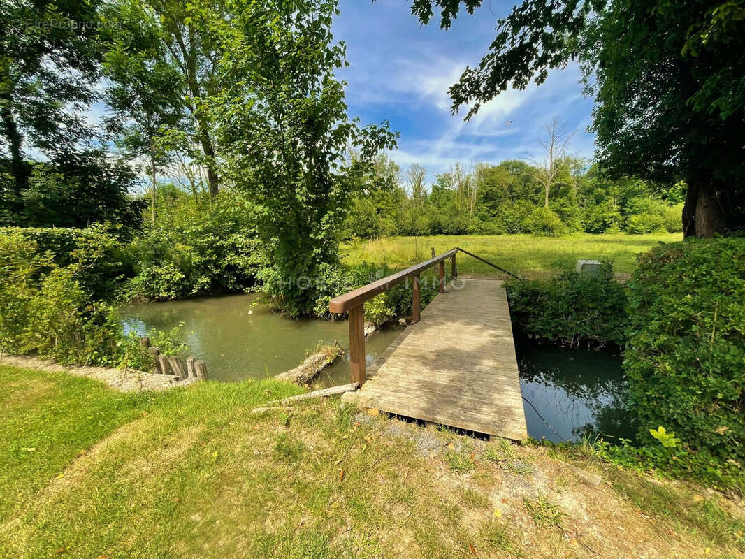 Maison 240 m² à Fontainebleau  - photo 2