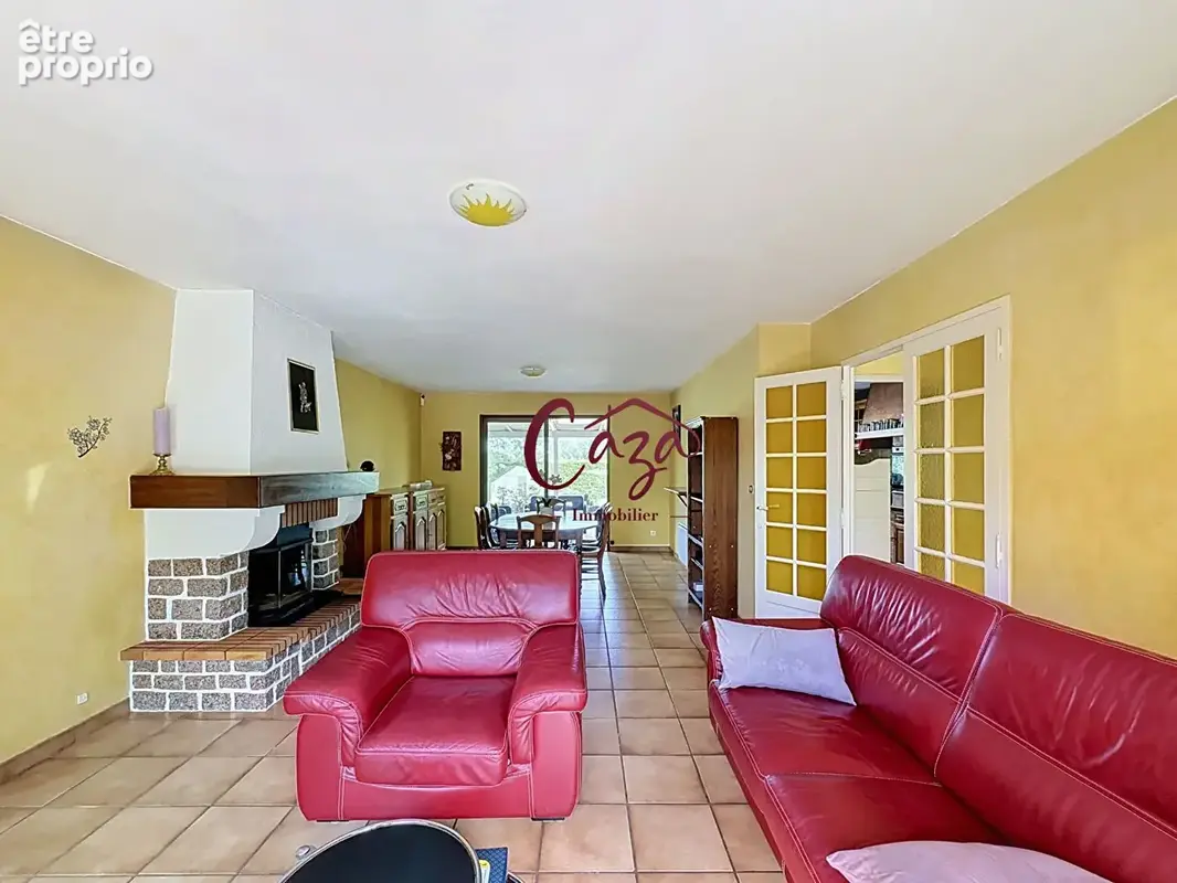 Maison traditionnelle de 106 m² avec piscine sur 2 000 m² de terrain - photo 4