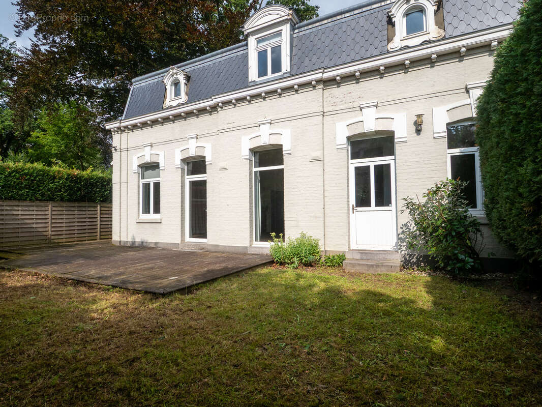 Maison à SAINGHIN-EN-MELANTOIS