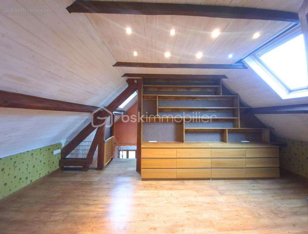 Maison à CHILLY-MAZARIN