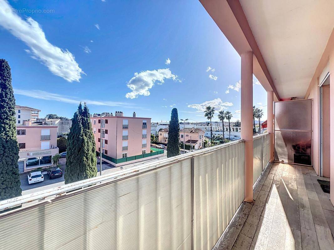 Appartement à SAINT-RAPHAEL