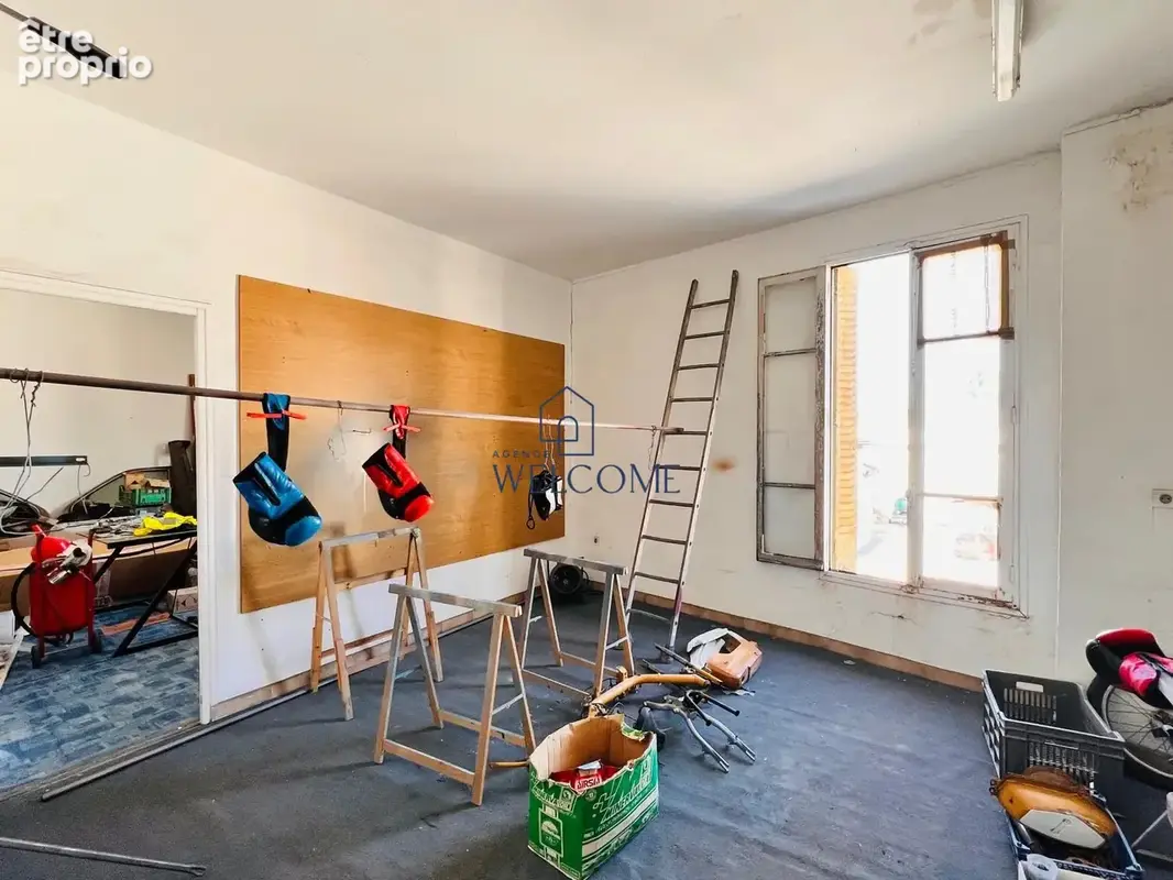 Appartement 300 m² à Bagnols-Sur-Ceze  - photo 9