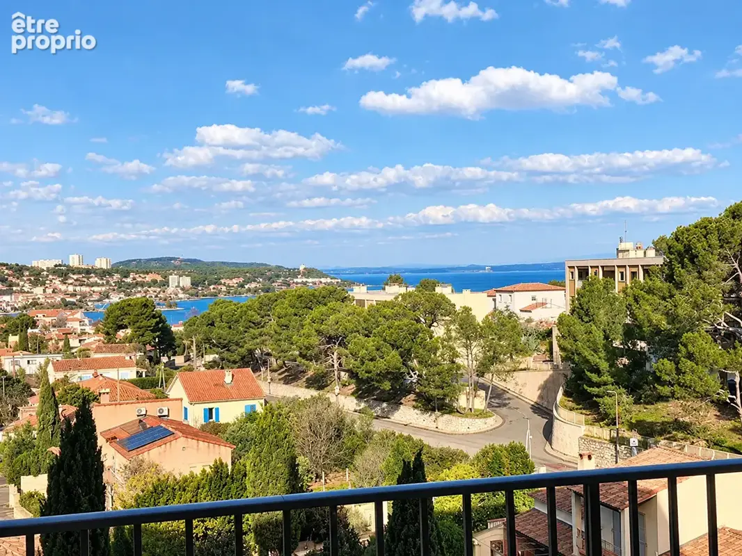 Appartement Martigues 5 pièce(s) 100 m2, calme, vue dégagée, parking - photo 2