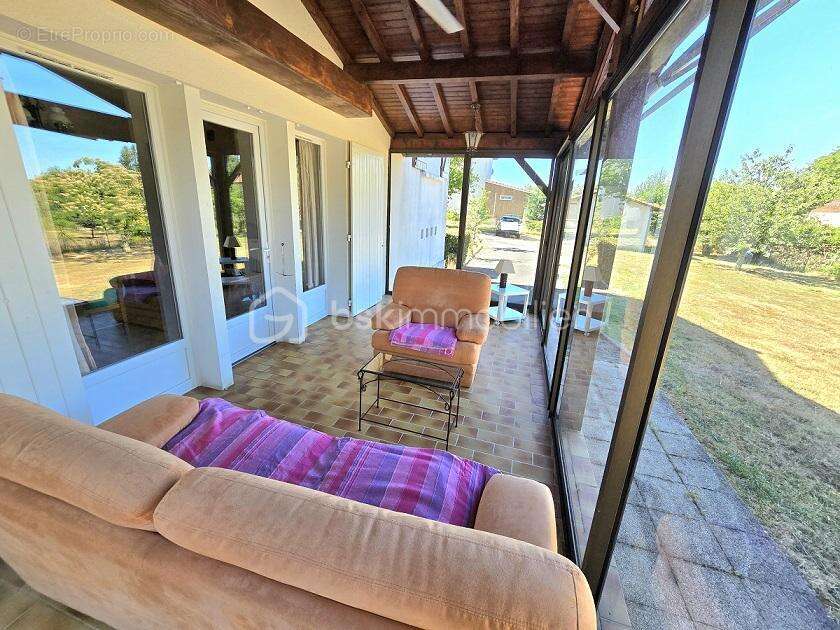 Maison à SAINT-AIGULIN