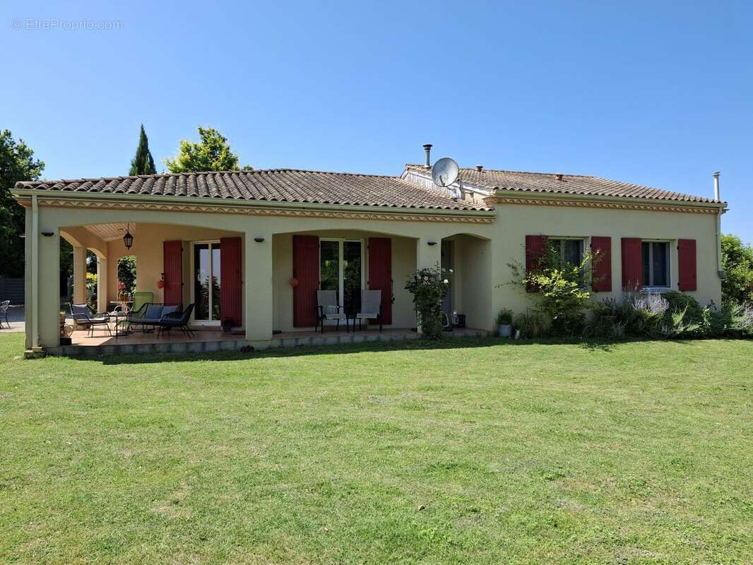 Maison à CASTILLONNES