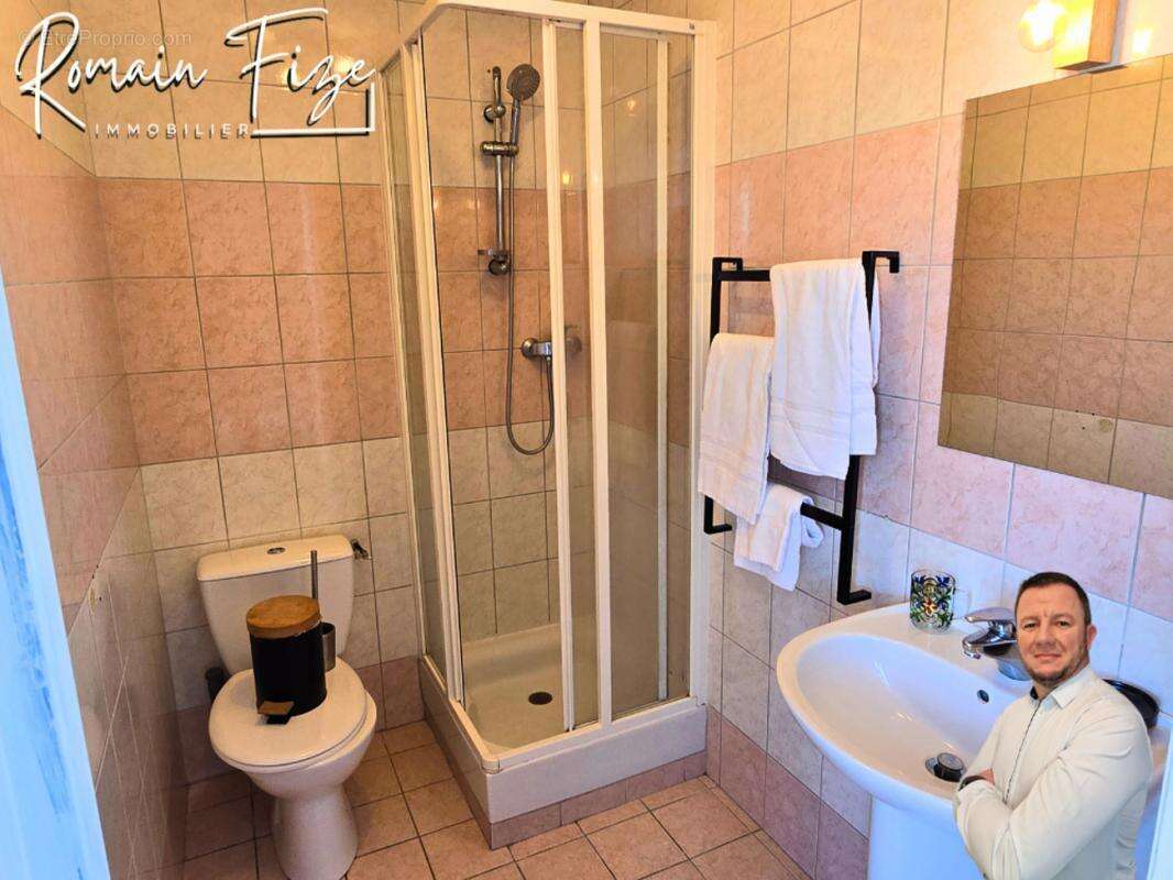 Commerce à COURTILS