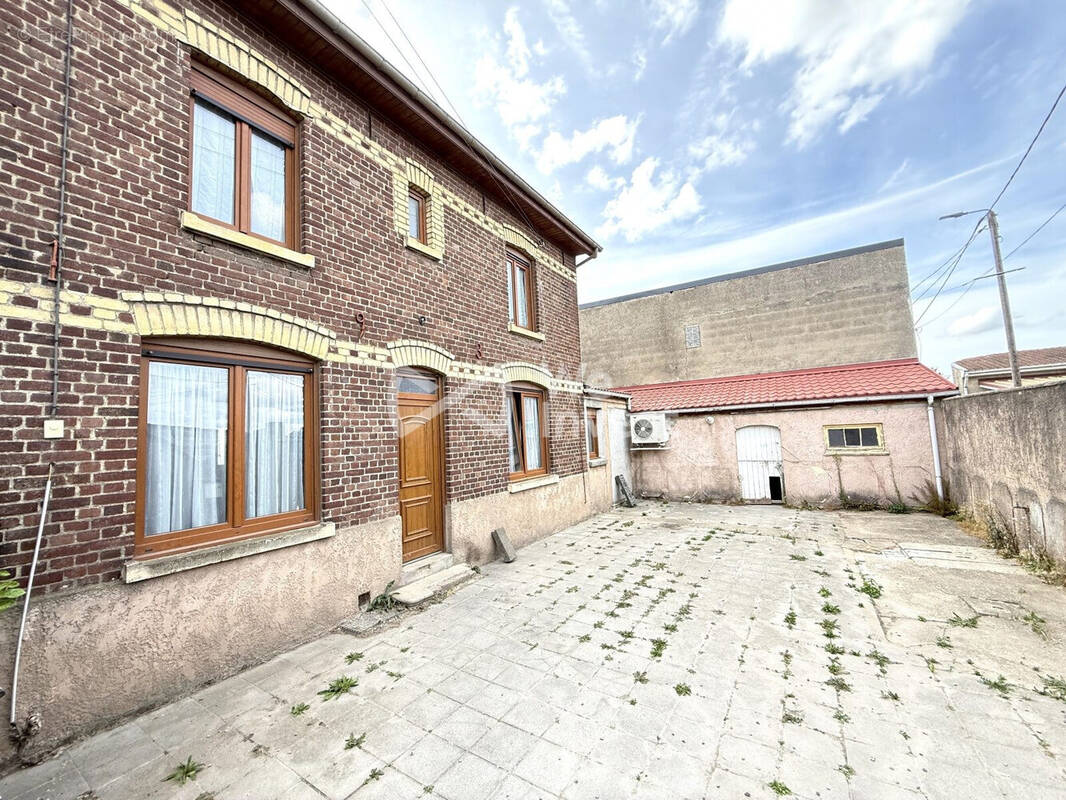 Maison à WINGLES