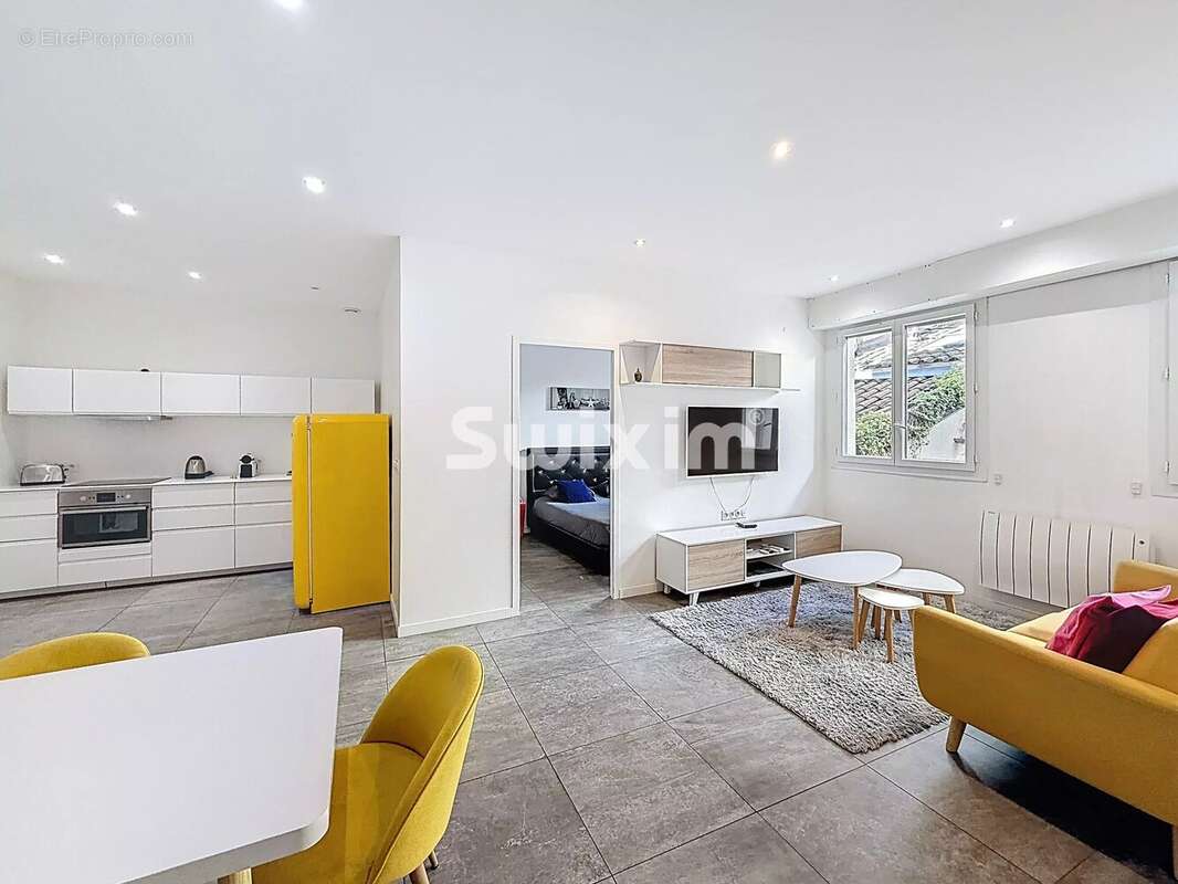 Appartement à BORDEAUX