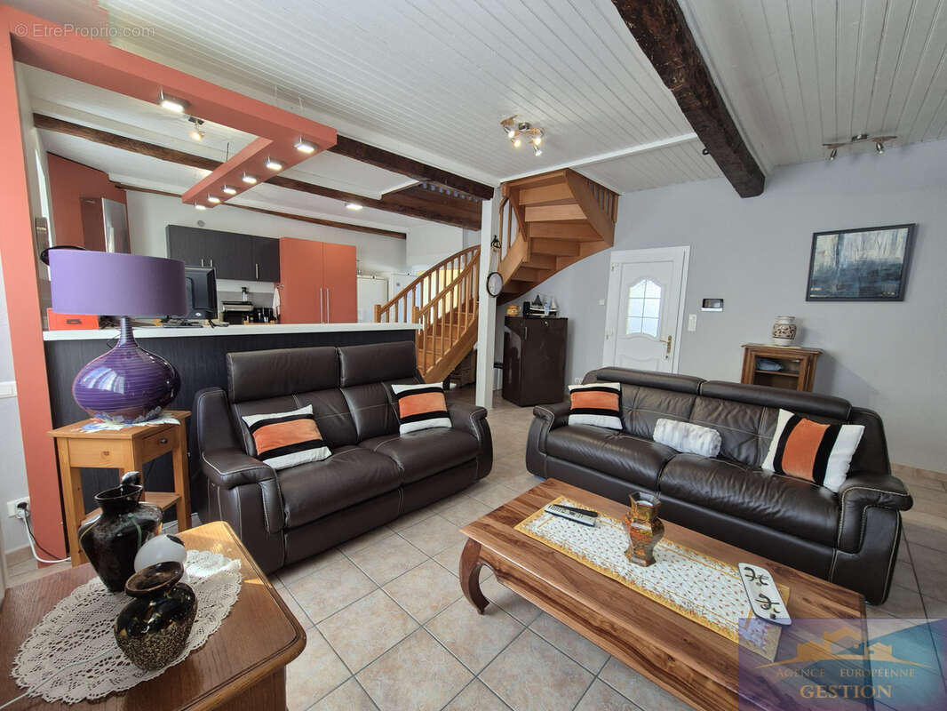 Maison à ADE