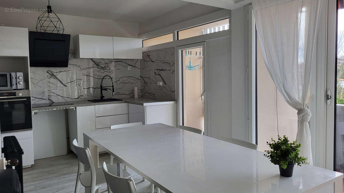 Appartement à CIBOURE