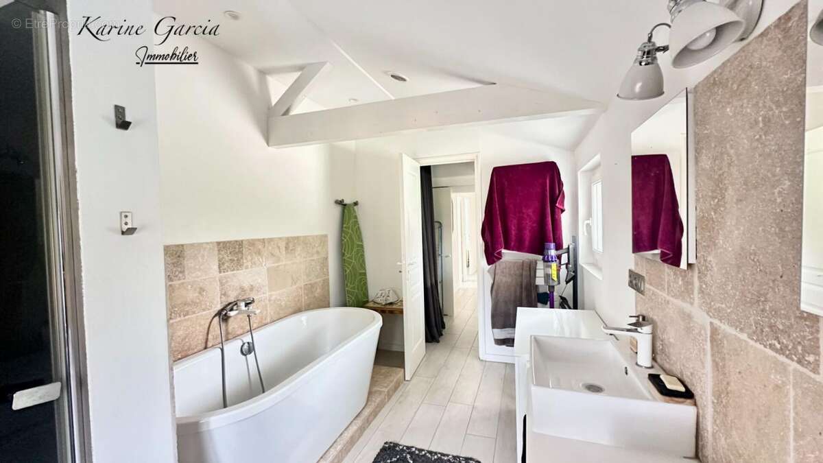 Appartement à SANARY-SUR-MER