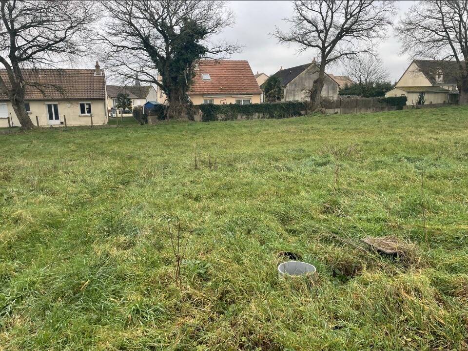 Terrain à LOUAILLES