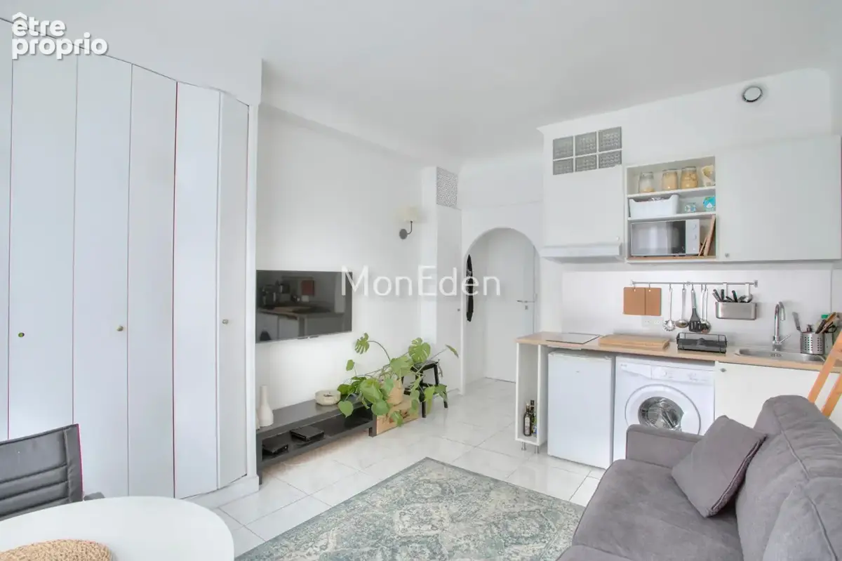 EXCLUSIVITE Charmant studio au coeur de la Butte Montmartre! - photo 12