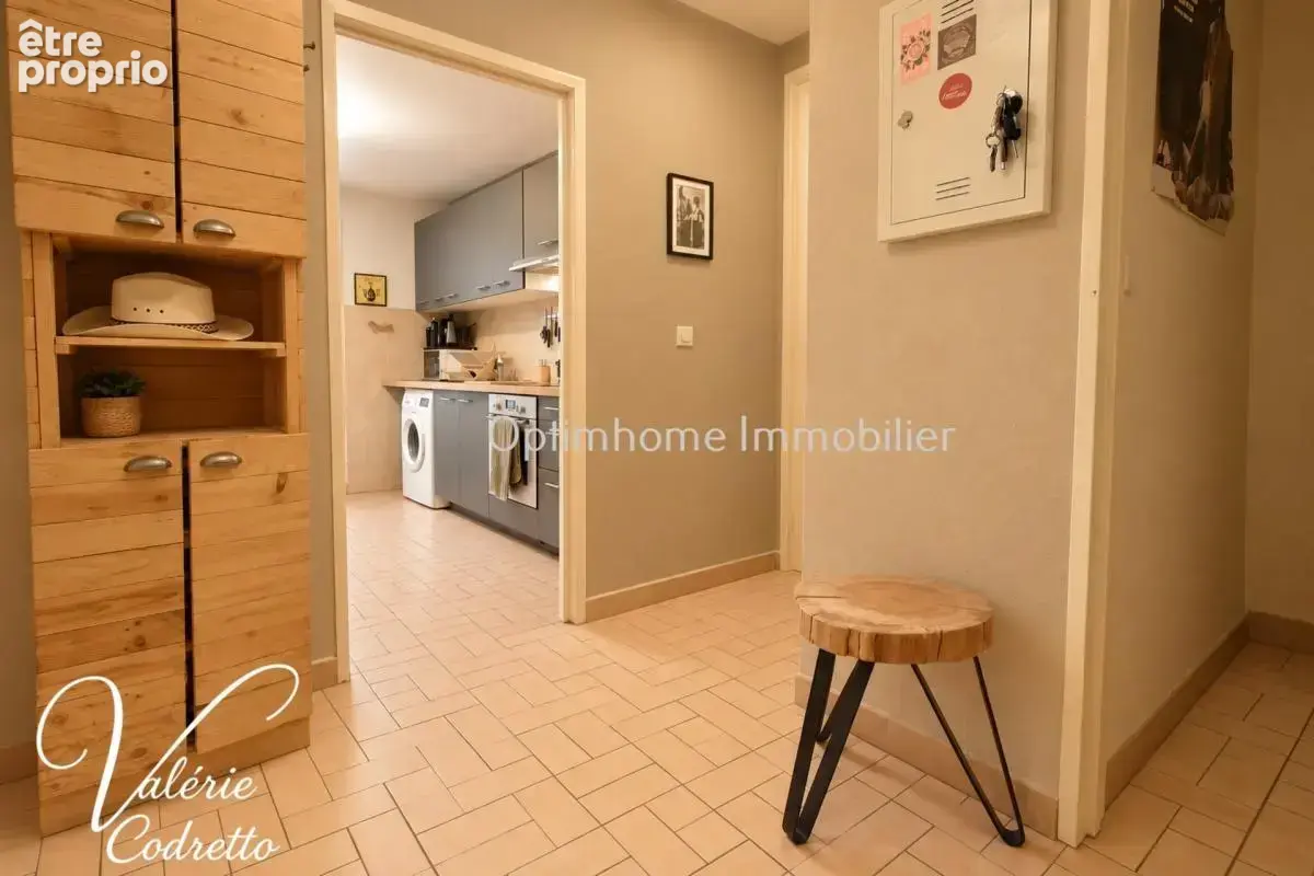 Hyères 83400 – quartier gare  appartement t2 – tout à pied ! - photo 3