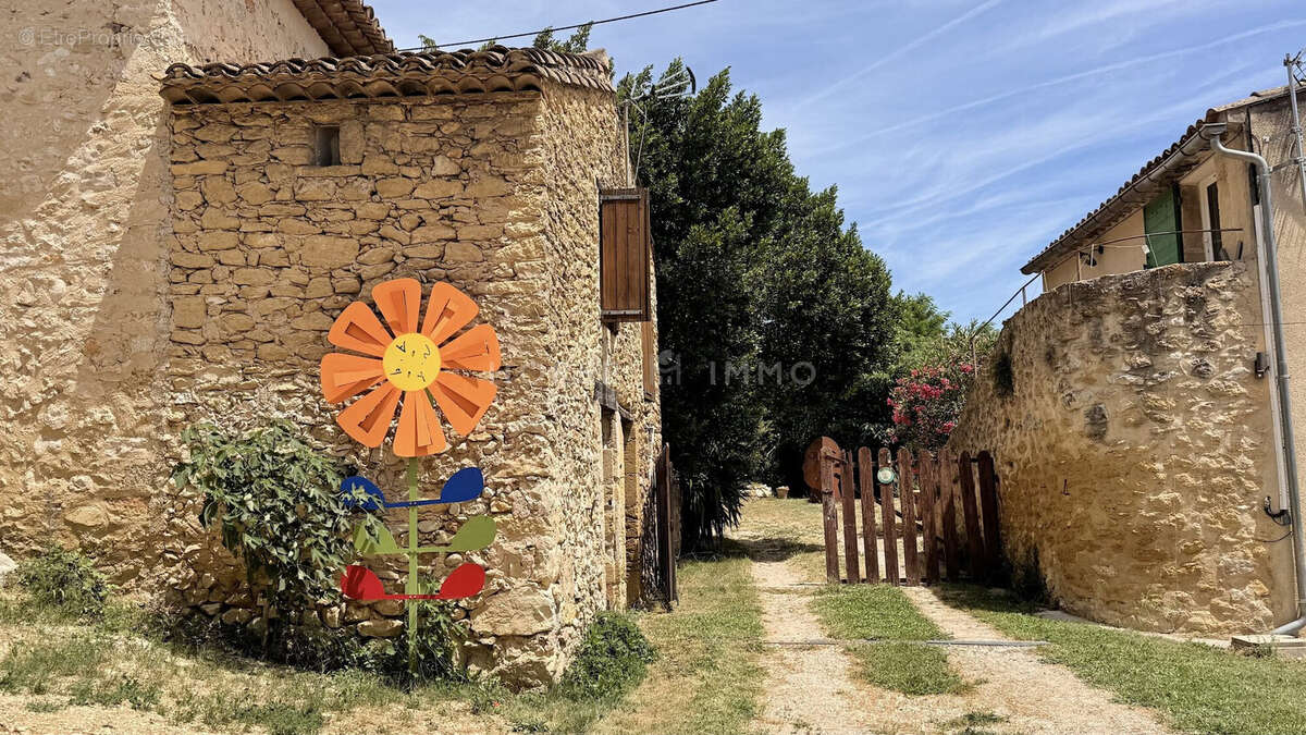 Maison à MERINDOL