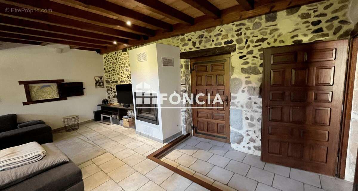 Maison à NEYDENS