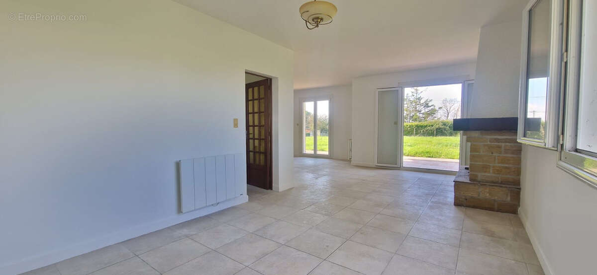 Maison à CASTELNAU-D'ESTRETEFONDS