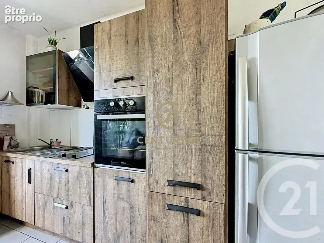 Appartement 2 pièces 40 m² à vendre à Givors (69700) - photo 3
