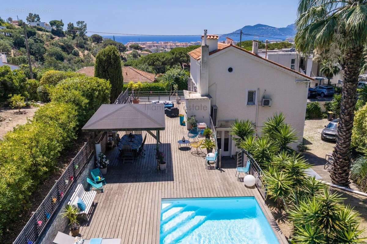 Maison à CANNES