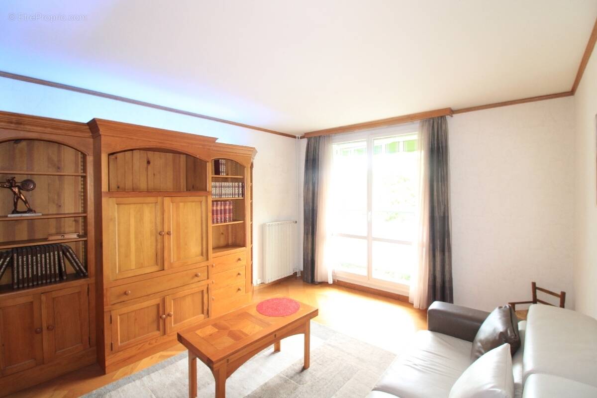 Appartement à YERRES