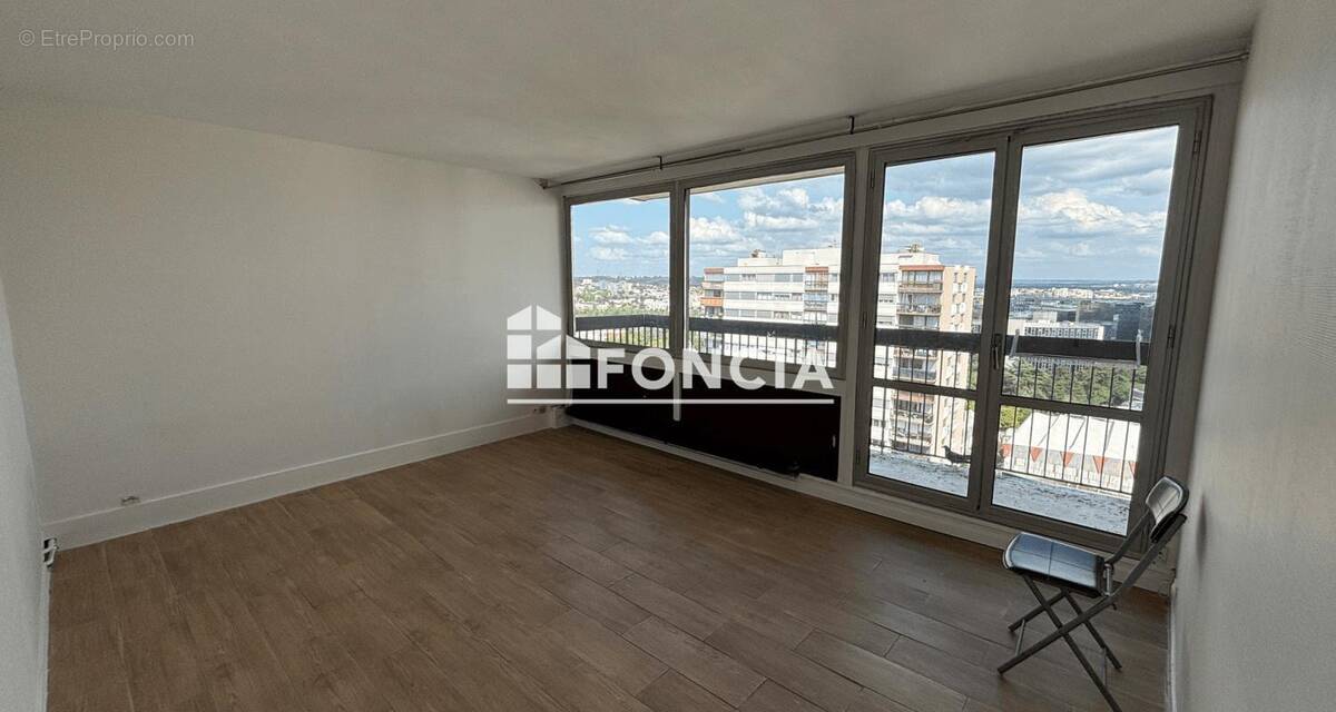 Appartement à FONTENAY-SOUS-BOIS