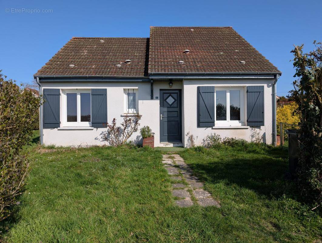 Maison à TREBAN