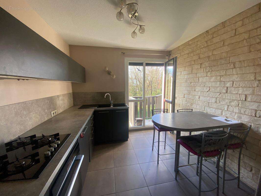 Appartement à MOIRANS