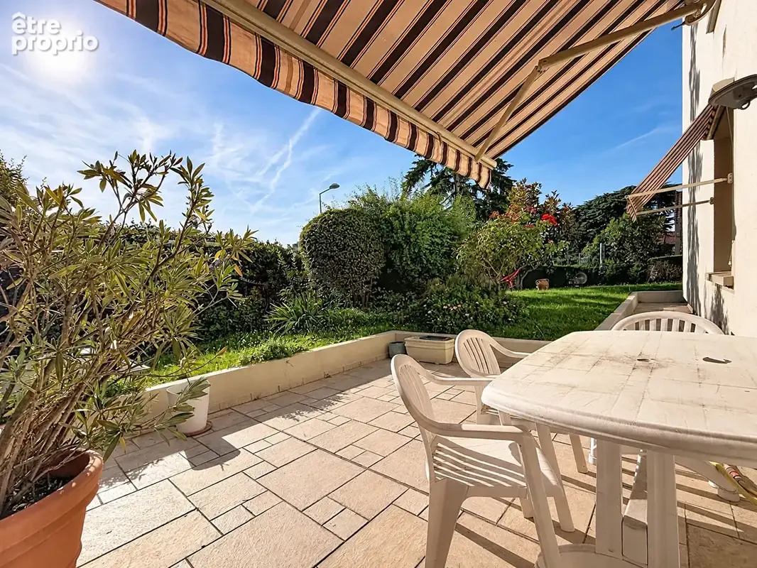 Appartement à NANTERRE