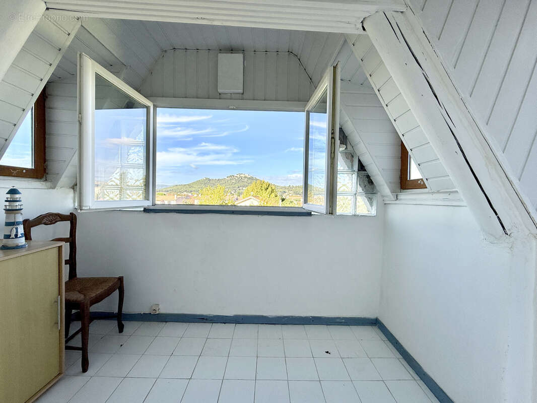 Maison à SIX-FOURS-LES-PLAGES