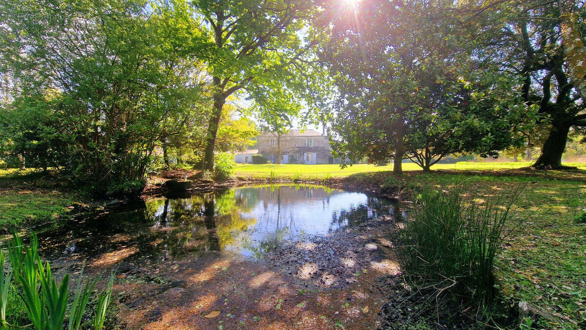 Maison à LE PELLERIN
