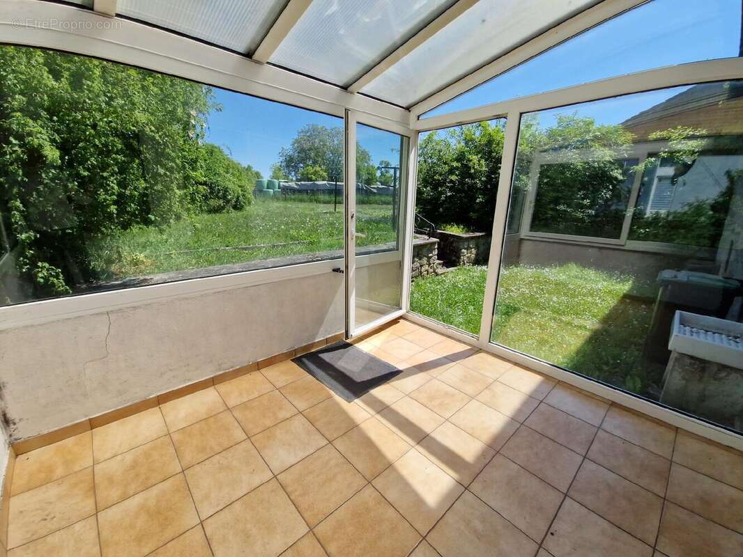 Maison à PUTTELANGE-AUX-LACS