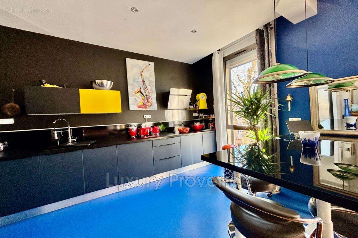 Appartement à AIX-EN-PROVENCE